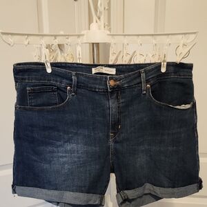 Signature by Levi Strauss Jean Shorts Size 14